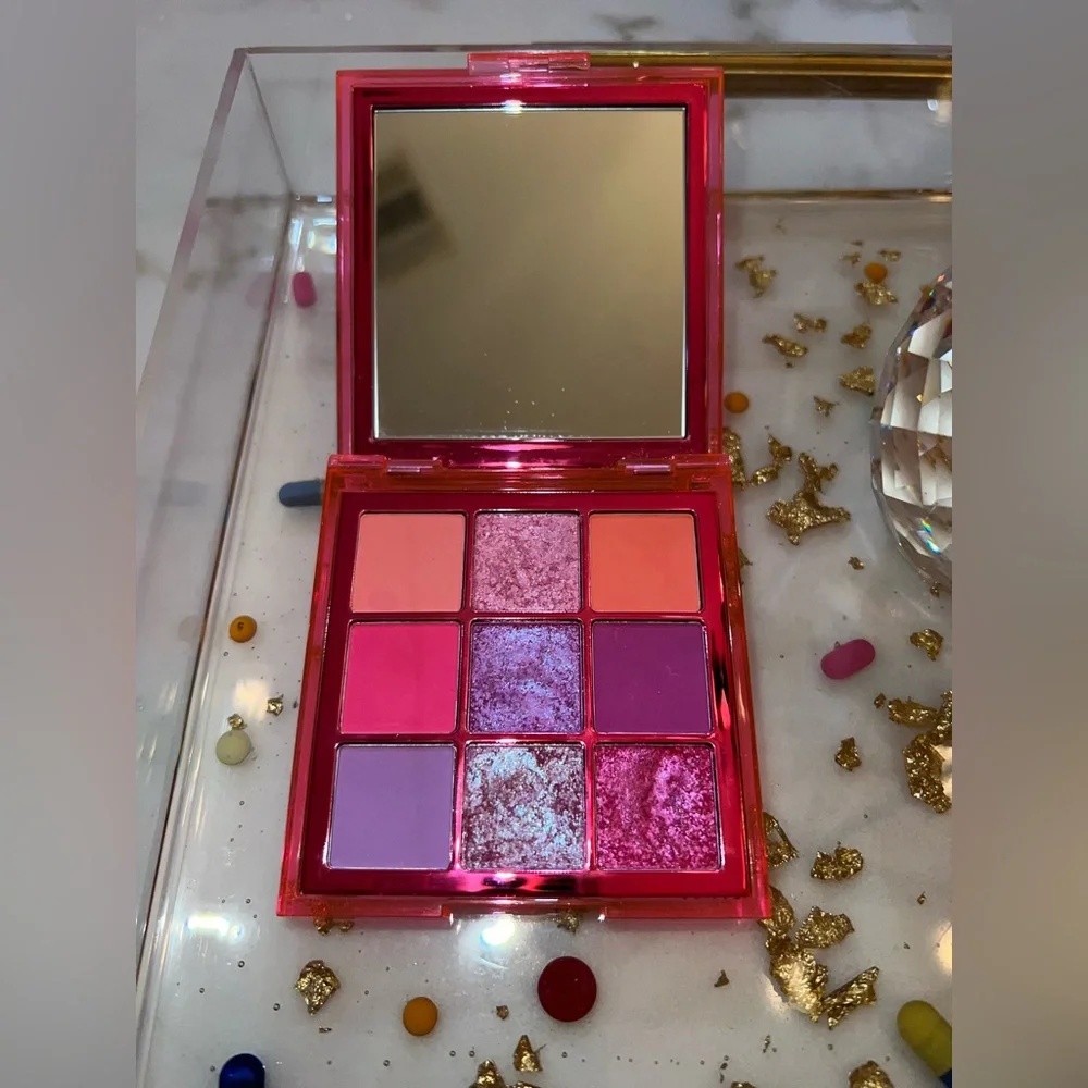 Huda Pink Neon Obsessions Pallet